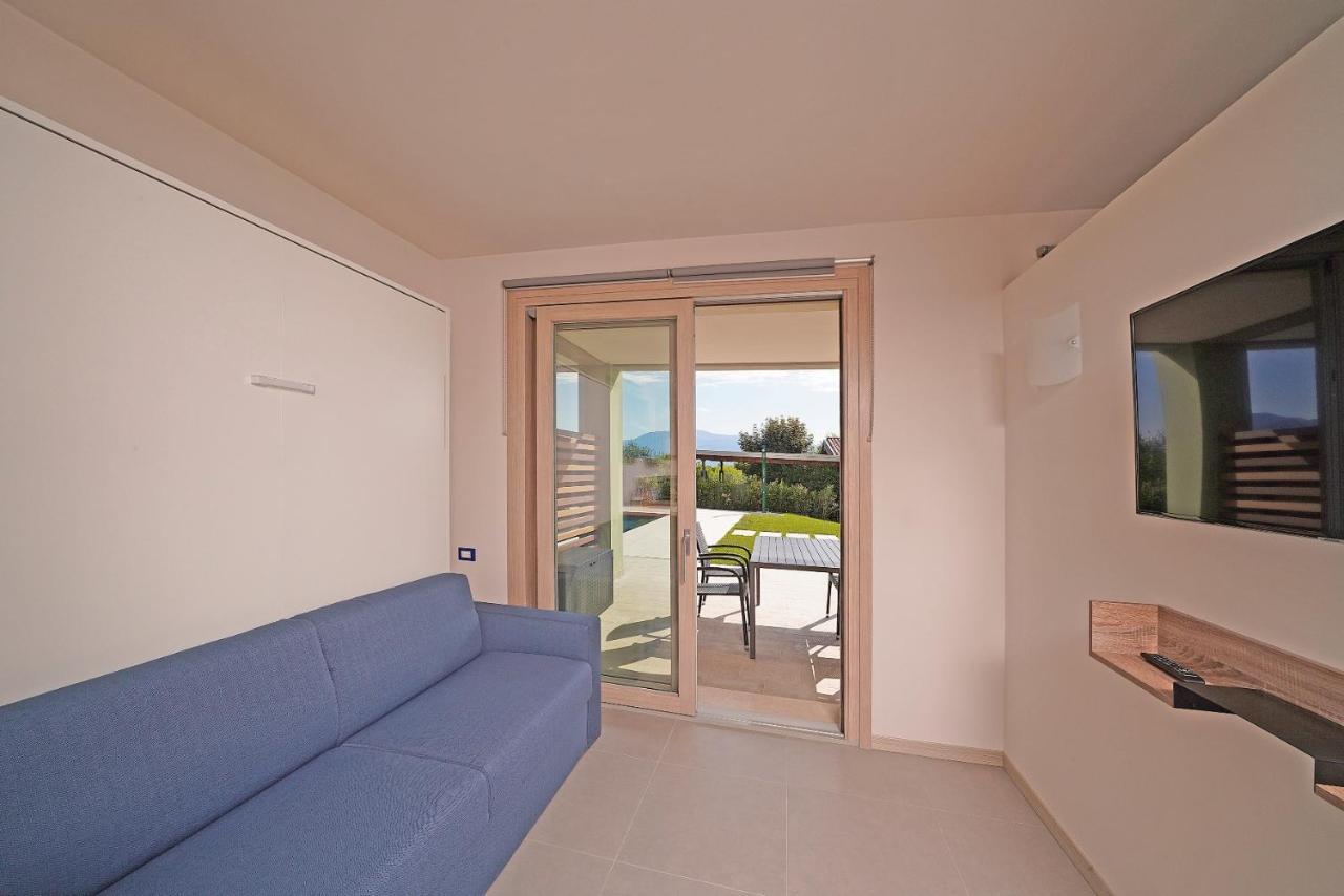 Gardaliva Blue Studio 3 Manerba del Garda Bagian luar foto