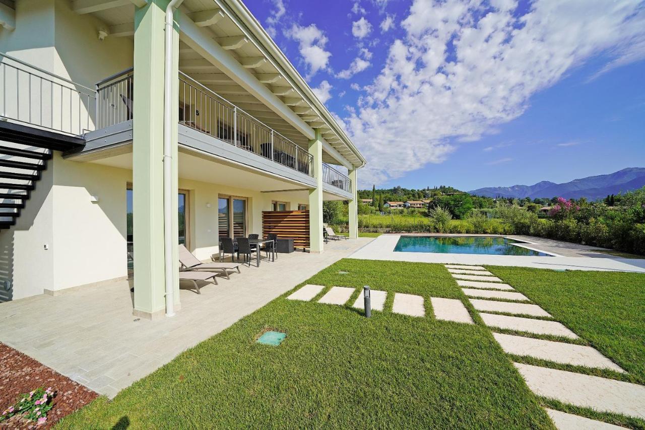 Gardaliva Blue Studio 3 Manerba del Garda Bagian luar foto