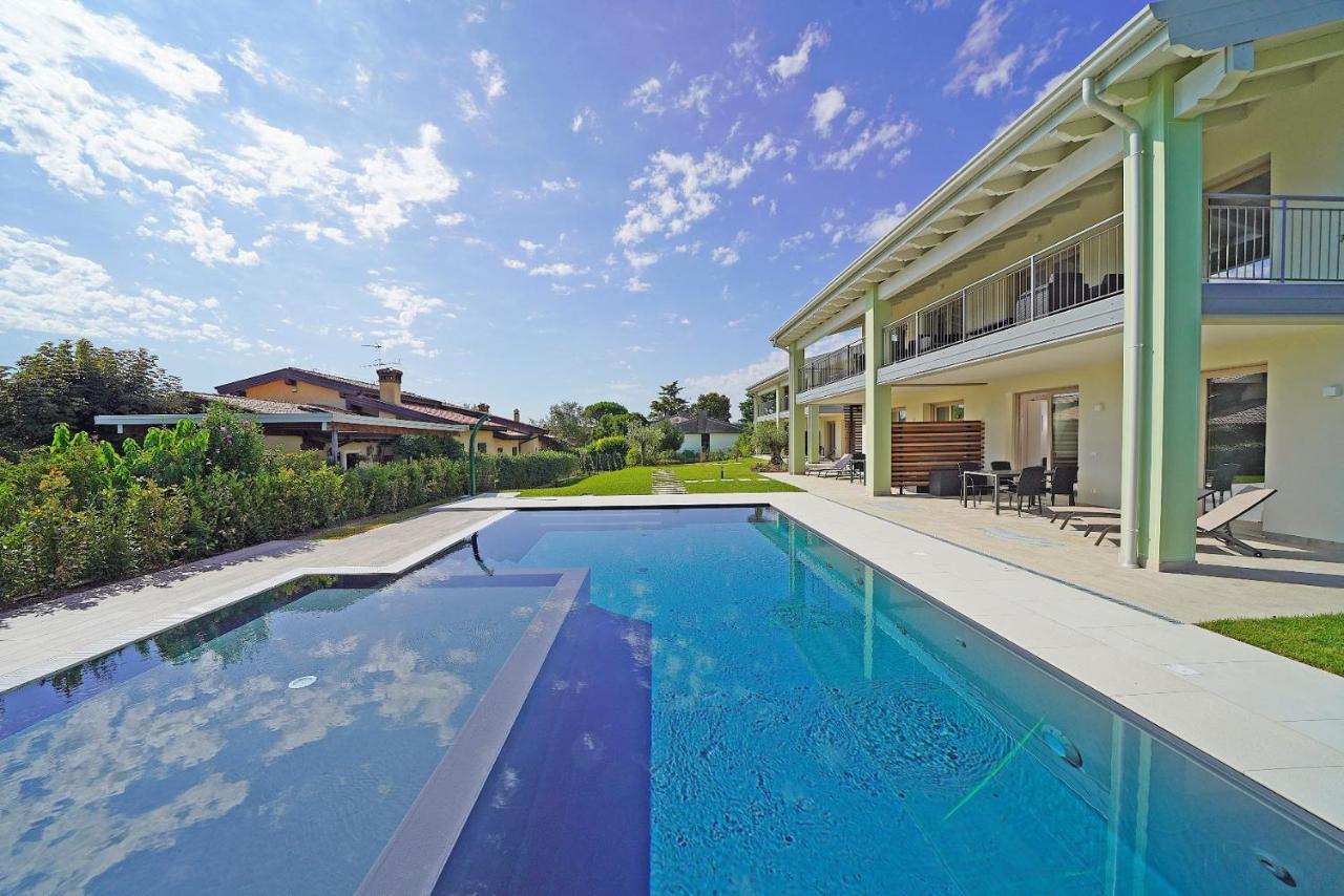 Gardaliva Blue Studio 3 Manerba del Garda Bagian luar foto