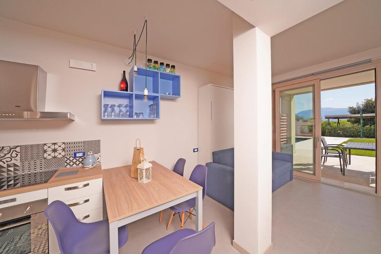 Gardaliva Blue Studio 3 Manerba del Garda Bagian luar foto